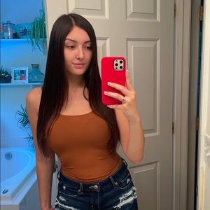 Meet your Posher, Olivia